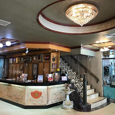 Sunrise Hotel Đài Nam Ngoại thất bức ảnh