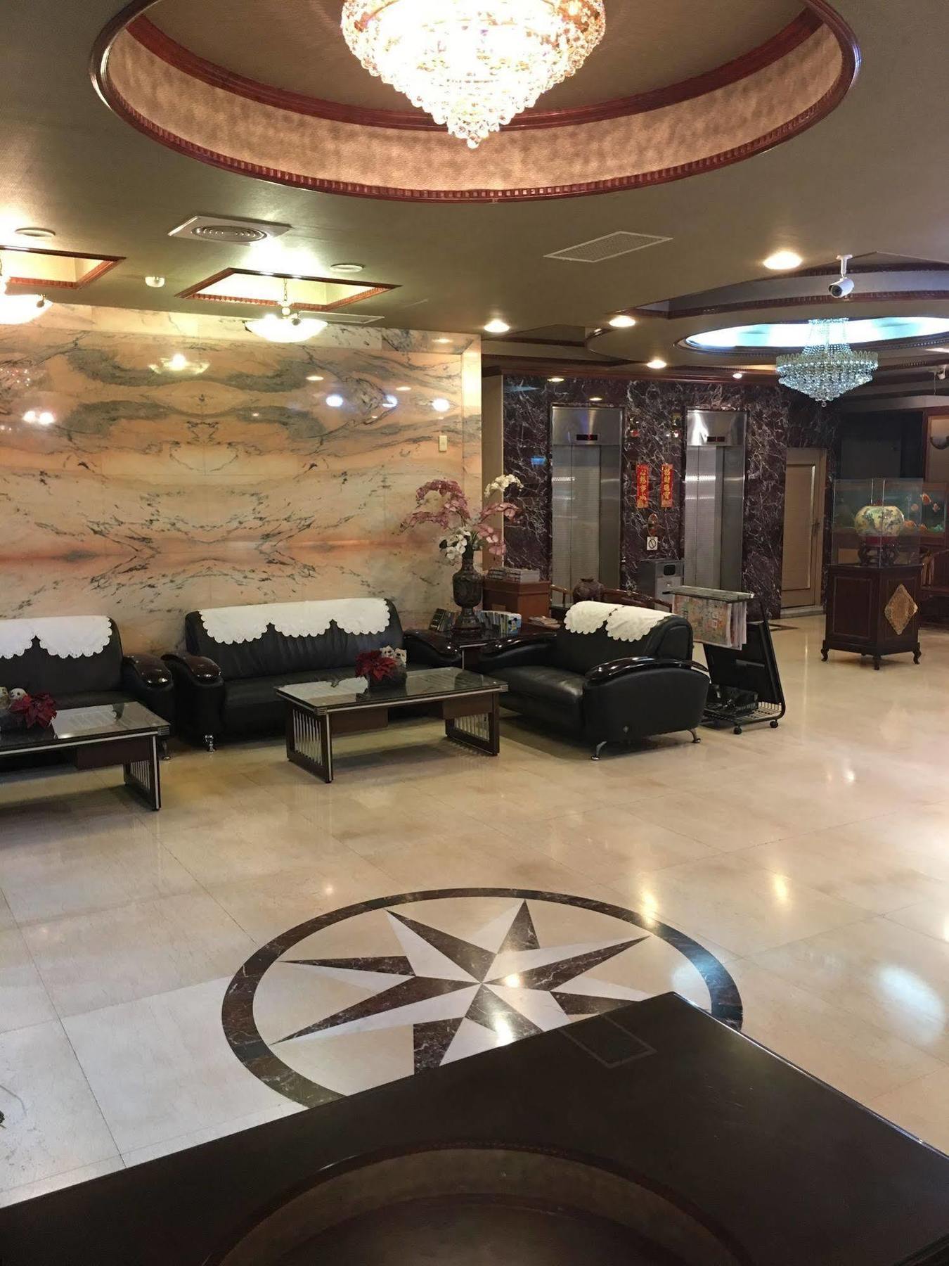Sunrise Hotel Đài Nam Ngoại thất bức ảnh