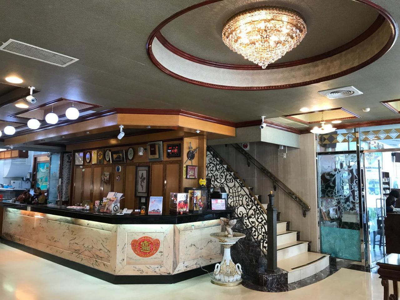 Sunrise Hotel Đài Nam Ngoại thất bức ảnh