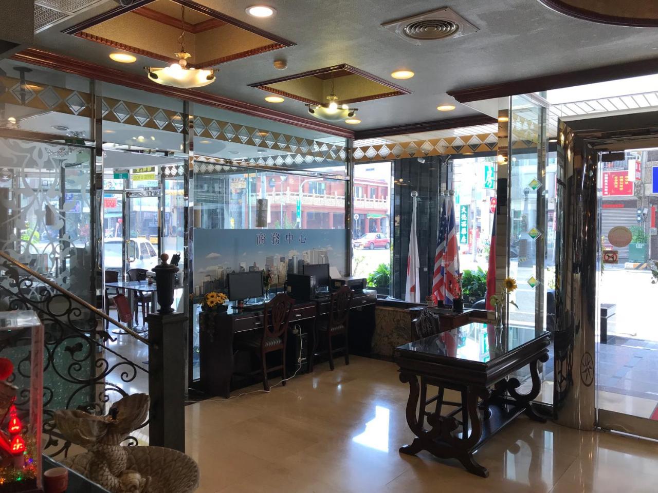 Sunrise Hotel Đài Nam Ngoại thất bức ảnh