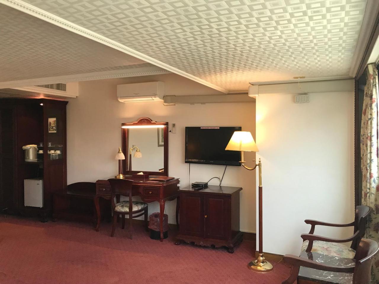 Sunrise Hotel Đài Nam Ngoại thất bức ảnh
