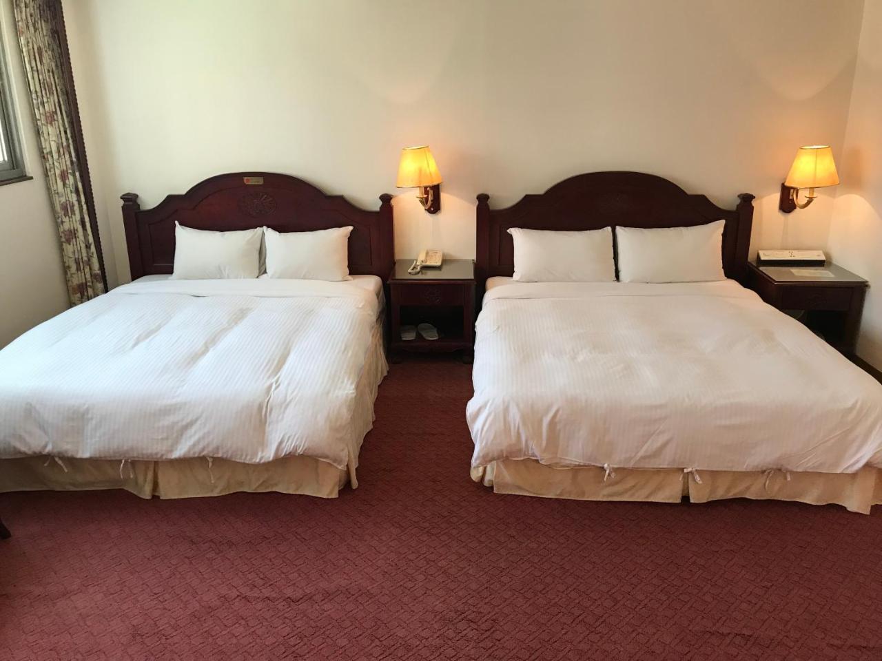 Sunrise Hotel Đài Nam Ngoại thất bức ảnh